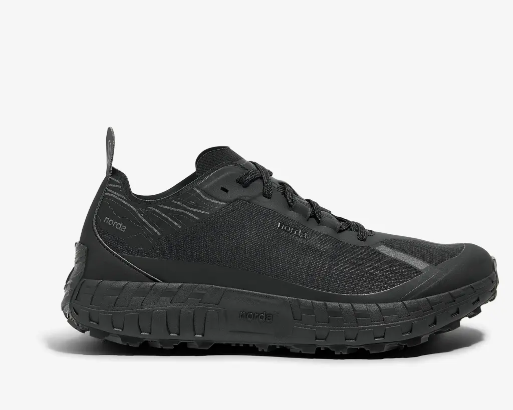 001A - M - Stealth Black